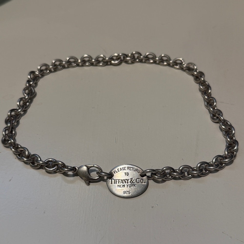 Tiffany & Co. Return to Tiffany Oval Tag Necklace – 16” Sterling Silver 925